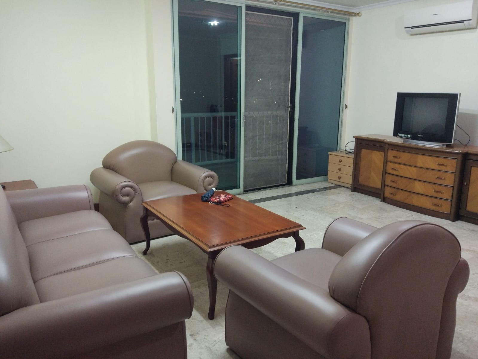 TURUN HARGA - JUAL Apartment Bumimas Tipe 2 KT + 1 Maid Room TOWER SOUTH - 108 m2- Furnished