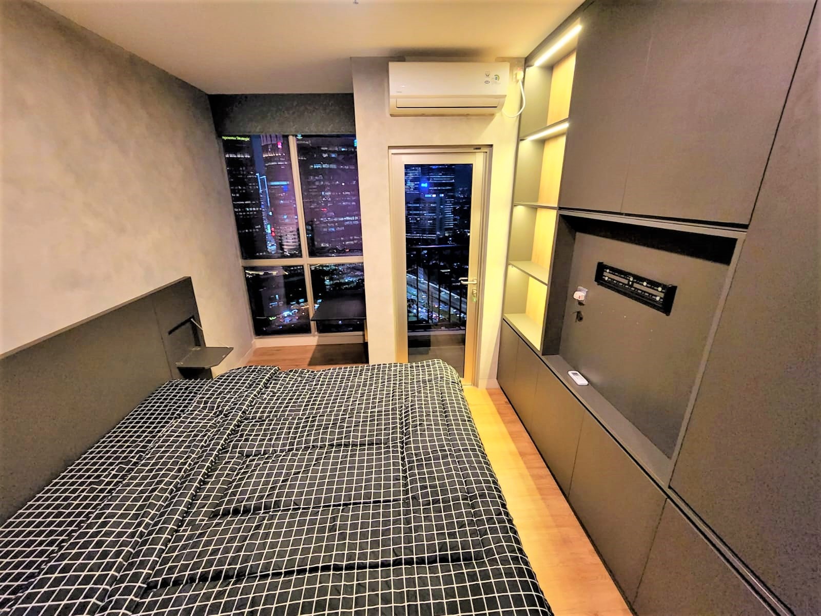 Dijual Apartemen The Newton 1 Ciputra World Tipe Studio Kondisi Fully Furnished